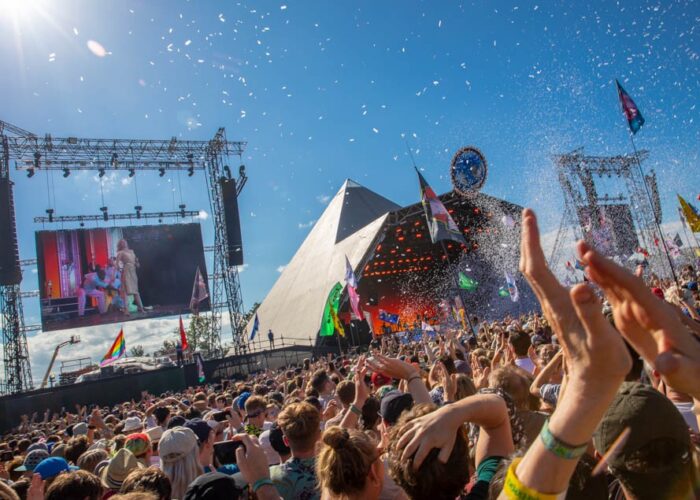 Glastonbury organizer denies claims that event will not be returning in 2021 – Dancing Astronaut img