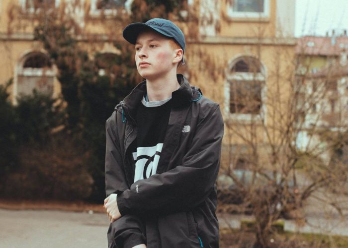 Sam Gellaitry Debuts New Pop Sound in “Duo” Music Video: Watch img