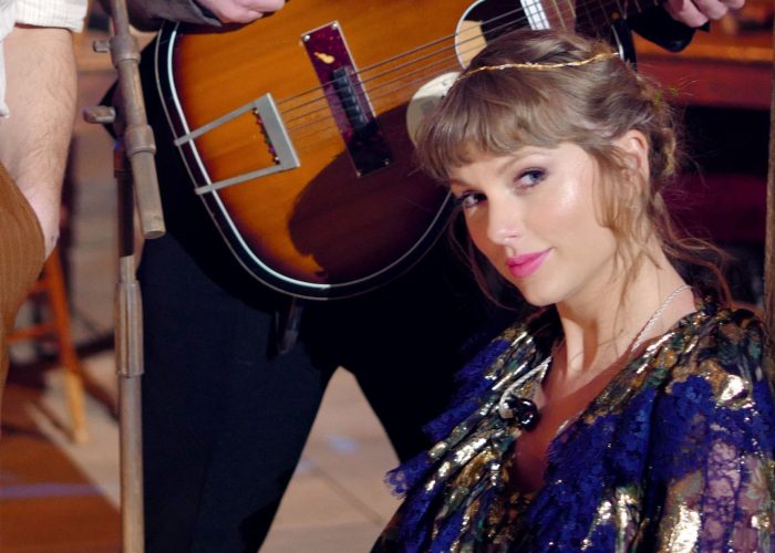 Taylor Swift shares cryptic new video hinting at a new collaboration img