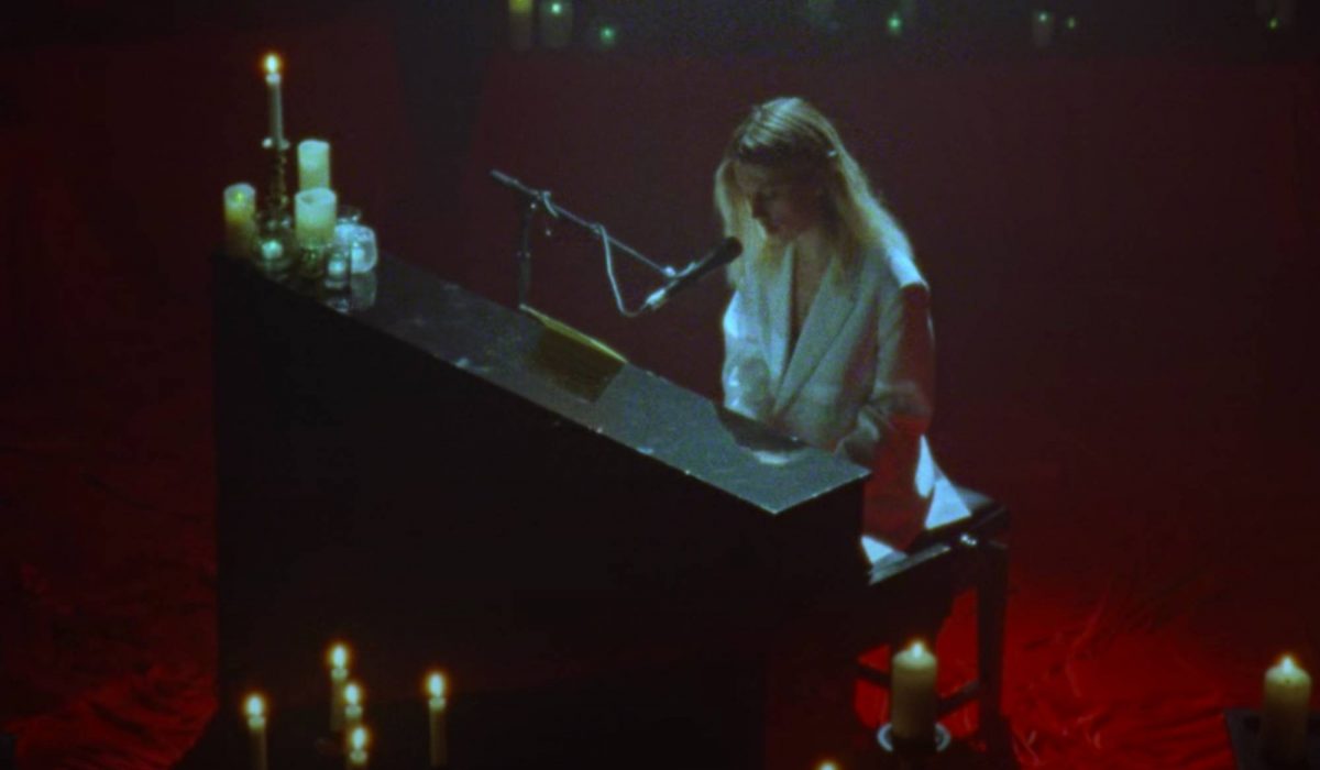 Watch Wolf Alice’s magical live performance of ‘The Last Man On Earth’ img