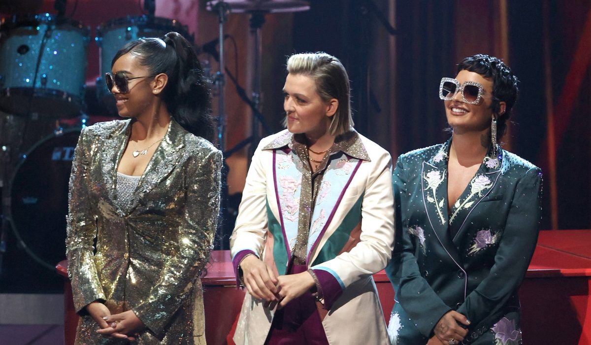 H.E.R., Demi Lovato honour Elton John with iHeartRadio awards medley img