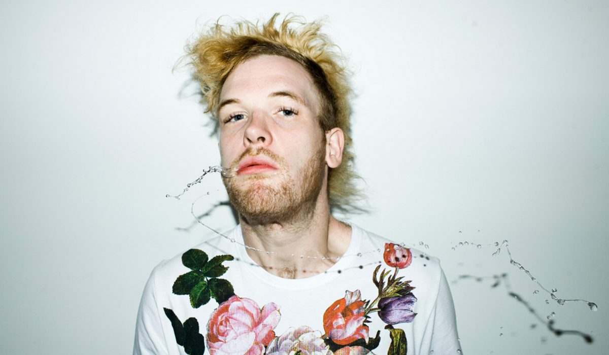 Rusko dips into drum ‘n’ bass territory with new single ‘Mac 19’ img