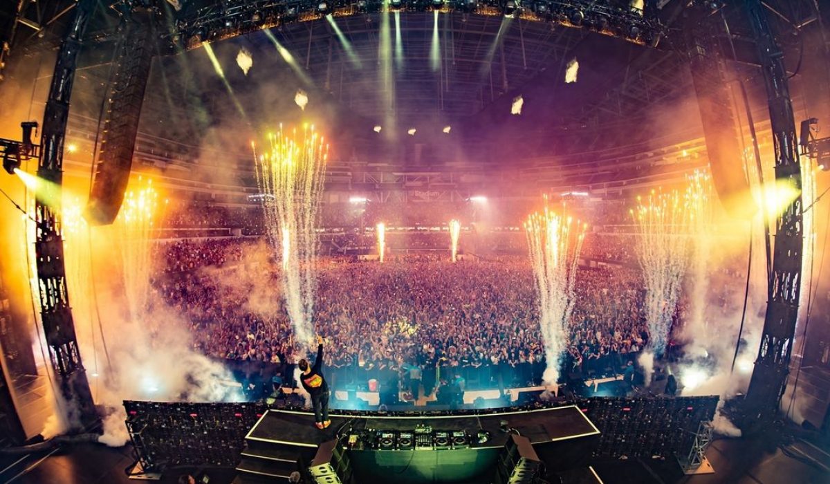 Kaskade shares two-hour 4K stream of legendary SoFi Stadium set – Dancing Astronaut img