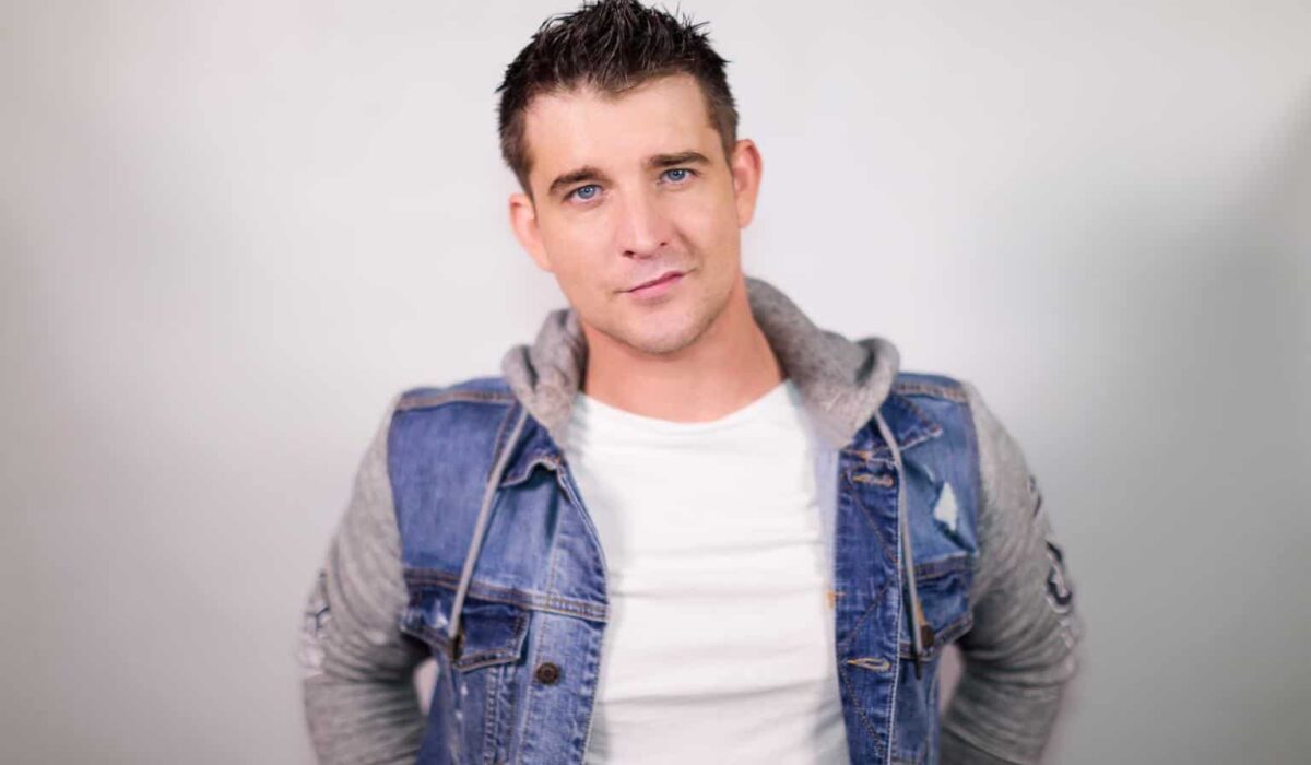 Ashley Wallbridge Is “Prepared For Life” with Inspiring New Album img