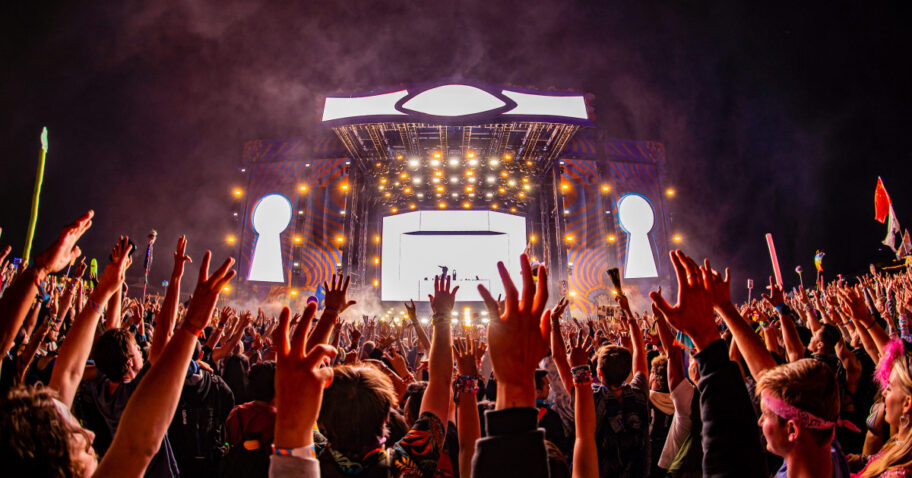 Highlights From Past Wonderland 2022, an Alice in Wonderland-Themed Competition Utopia – EDM.com img