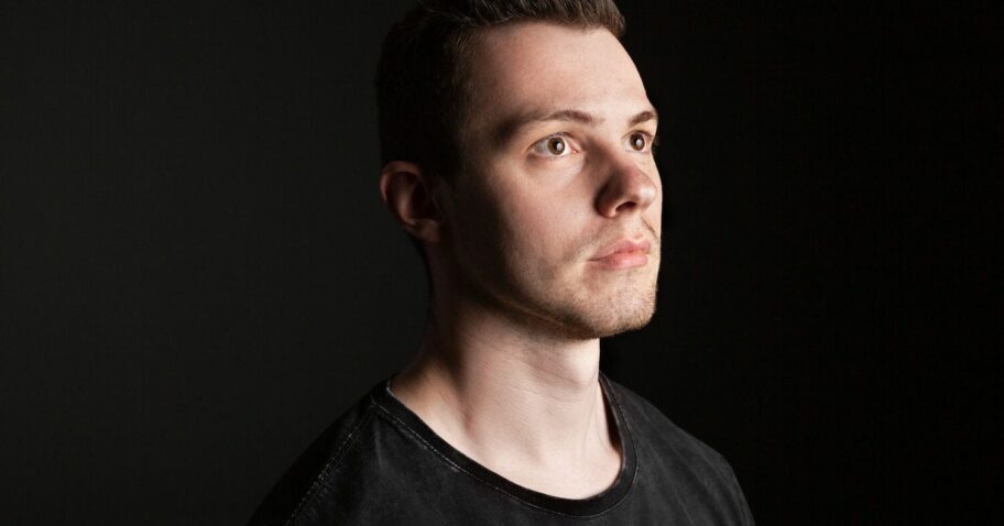 Melbourne’s Achilles ups the Future Rave ante with tenacious new single – Dancing Astronaut img
