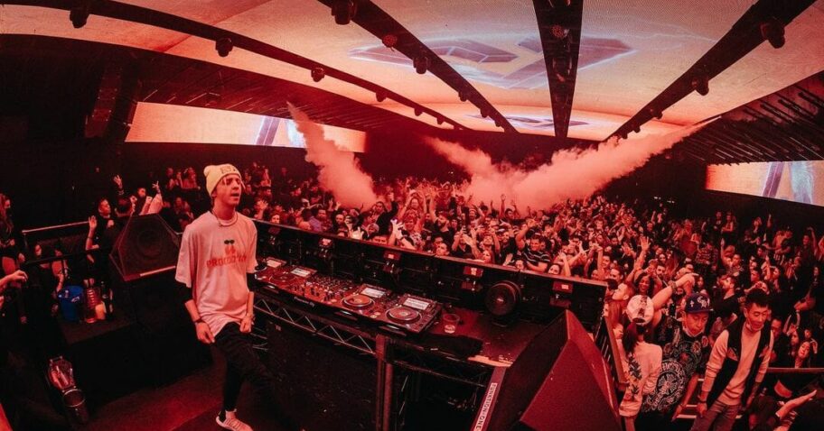 ARTY opens the 12 months in progressive-house trend on ‘Who Do You Love’ – Dancing Astronaut img