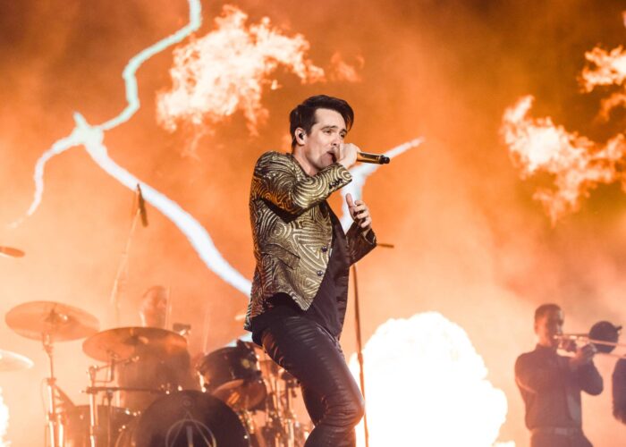 Panic! At The Disco share the video for brand spanking new single ‘Do not Let The Gentle Go Out’ img