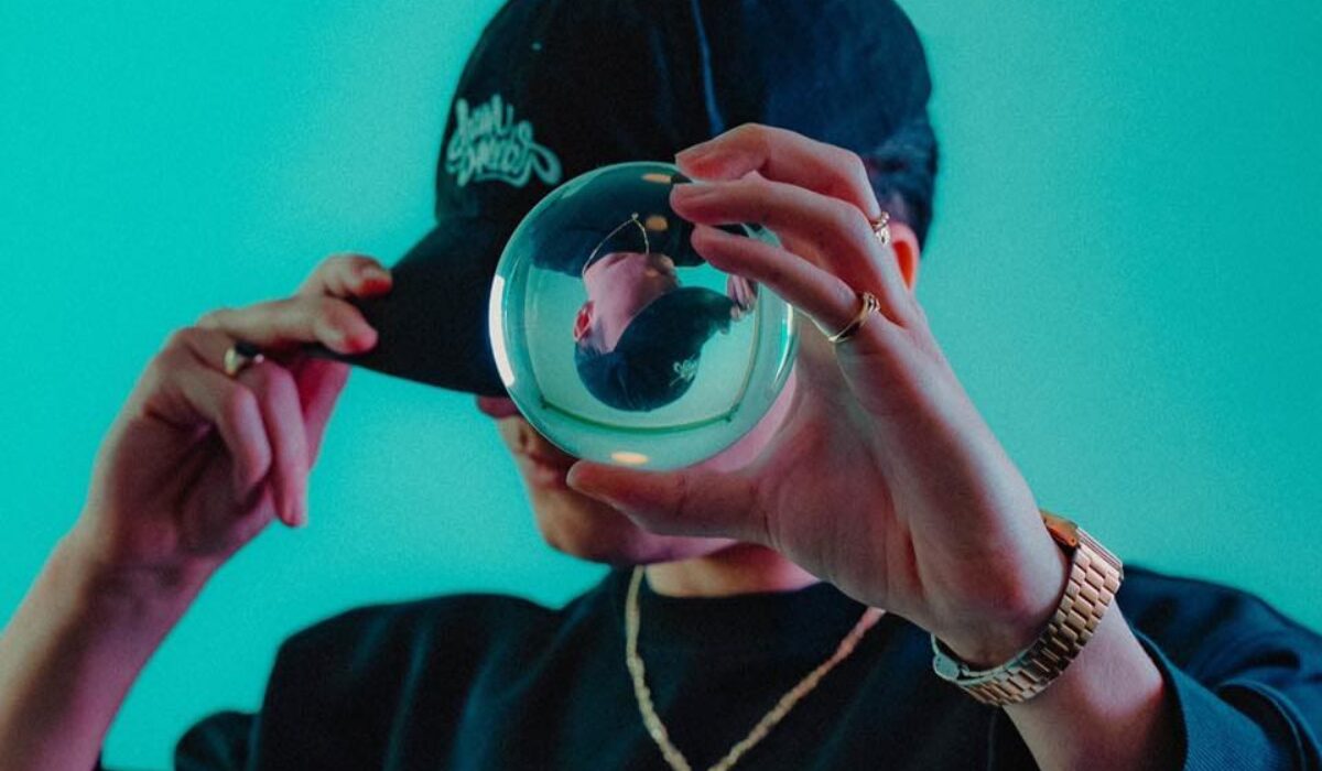 MPH Revs Into a New Chapter With Driving Dance LP, "132.00 FM" img