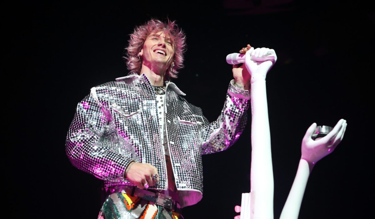 Machine Gun Kelly announces one-off show at London’s Royal Albert Hall img
