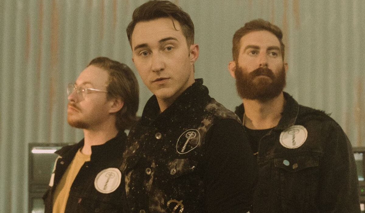 Poe The Passenger announce release of viral AI generated TikTok hit ‘Hologram’ img
