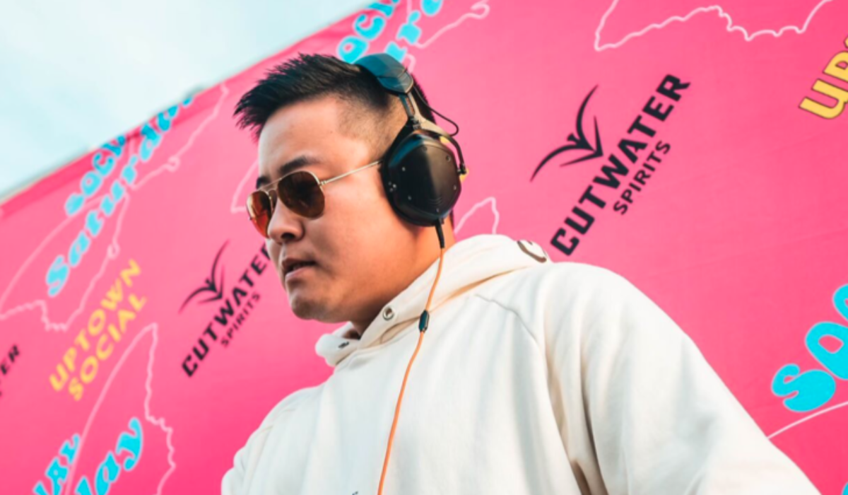Rising Talent SIMP Unveils Infectious, Melodic House Single “By My Side” img