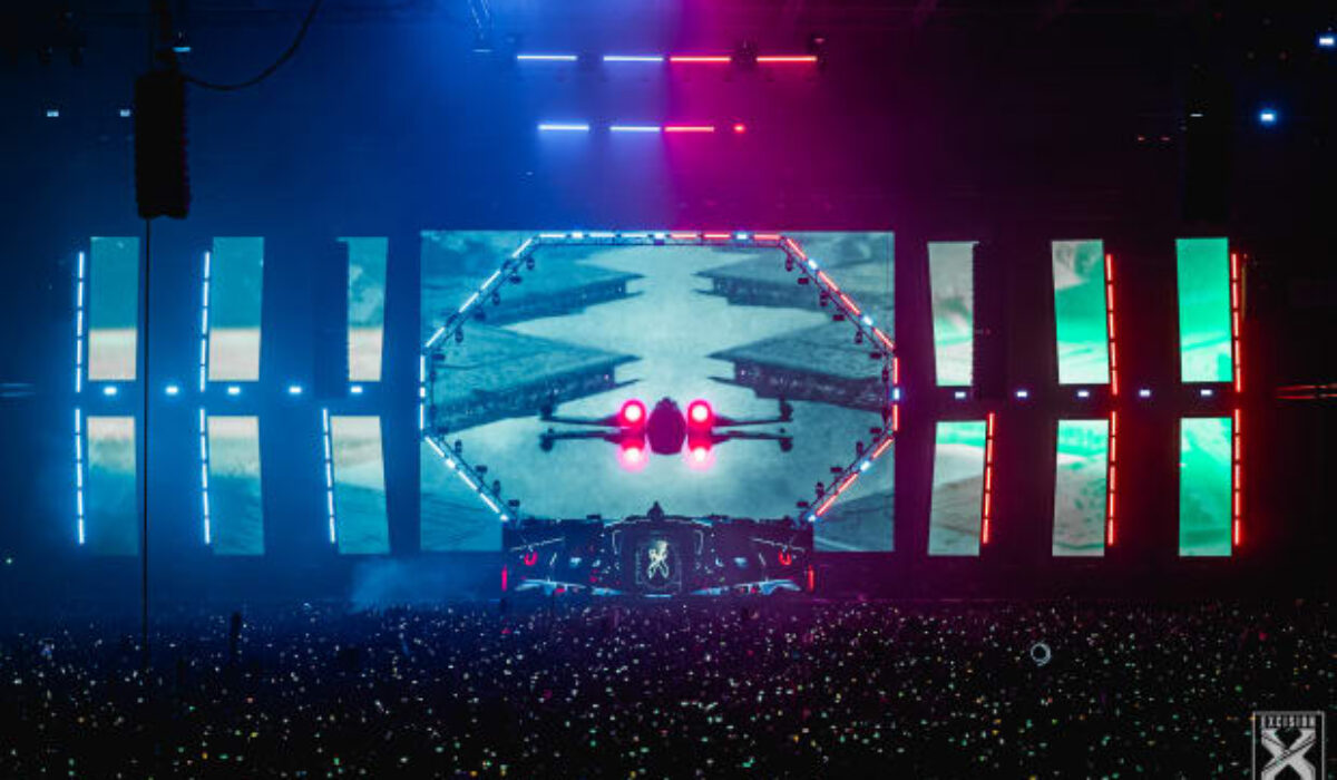 Watch Excision's Insane, Star Wars-Themed Laser Lightsaber Intro at Thunderdome 2023 img