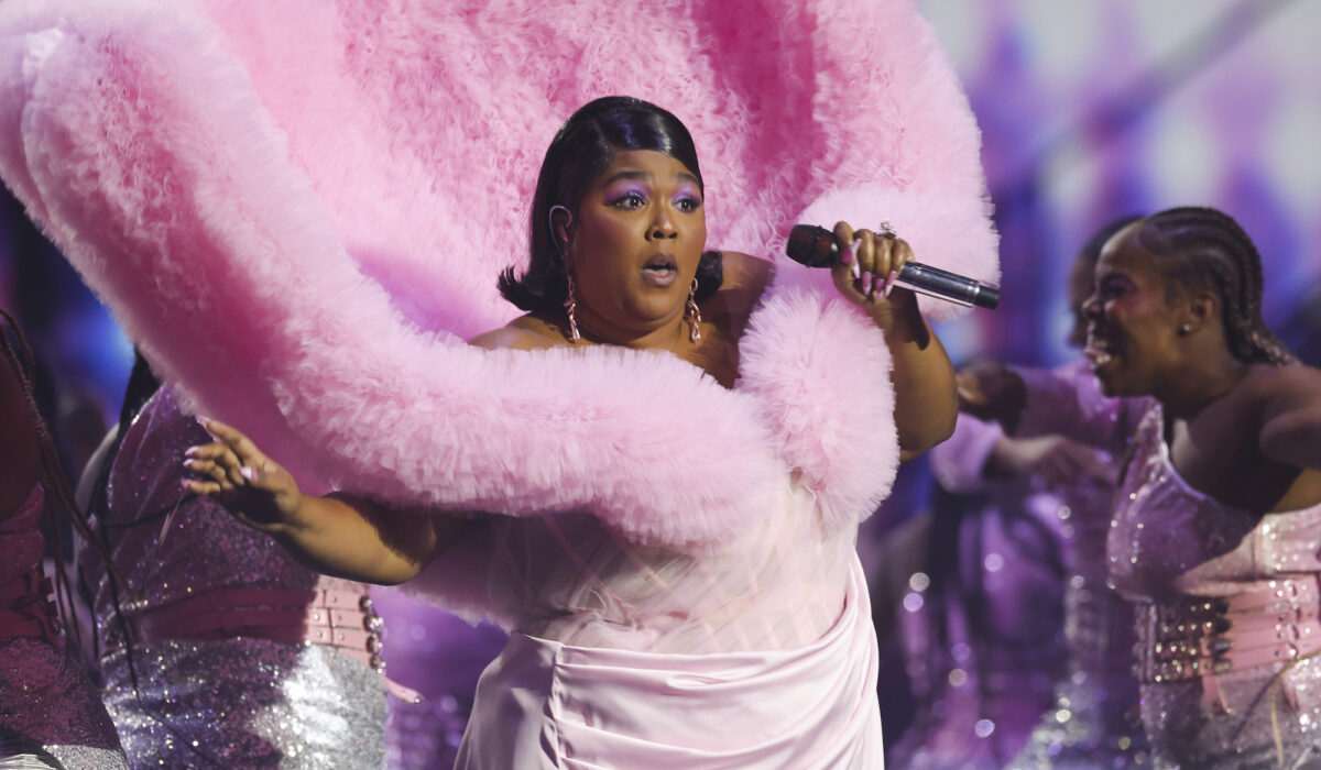Watch Lizzo deliver a ‘Special’ medley at BRITs 2023 img