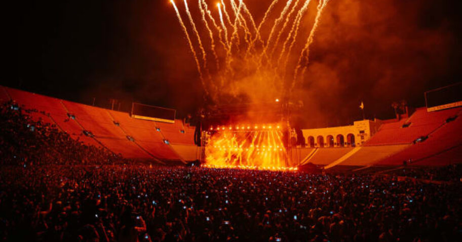 14 Years of Collaborative History Come to a Head In deadmau5 and Kaskade's Debut Kx5 Album img