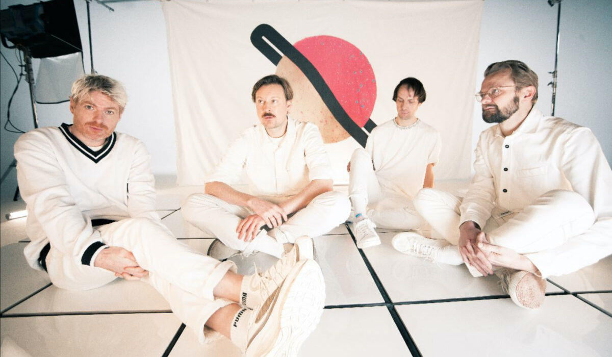 Django Django share new single ‘Don’t Touch That Dial’ and second part of new album ‘Off Planet’ img