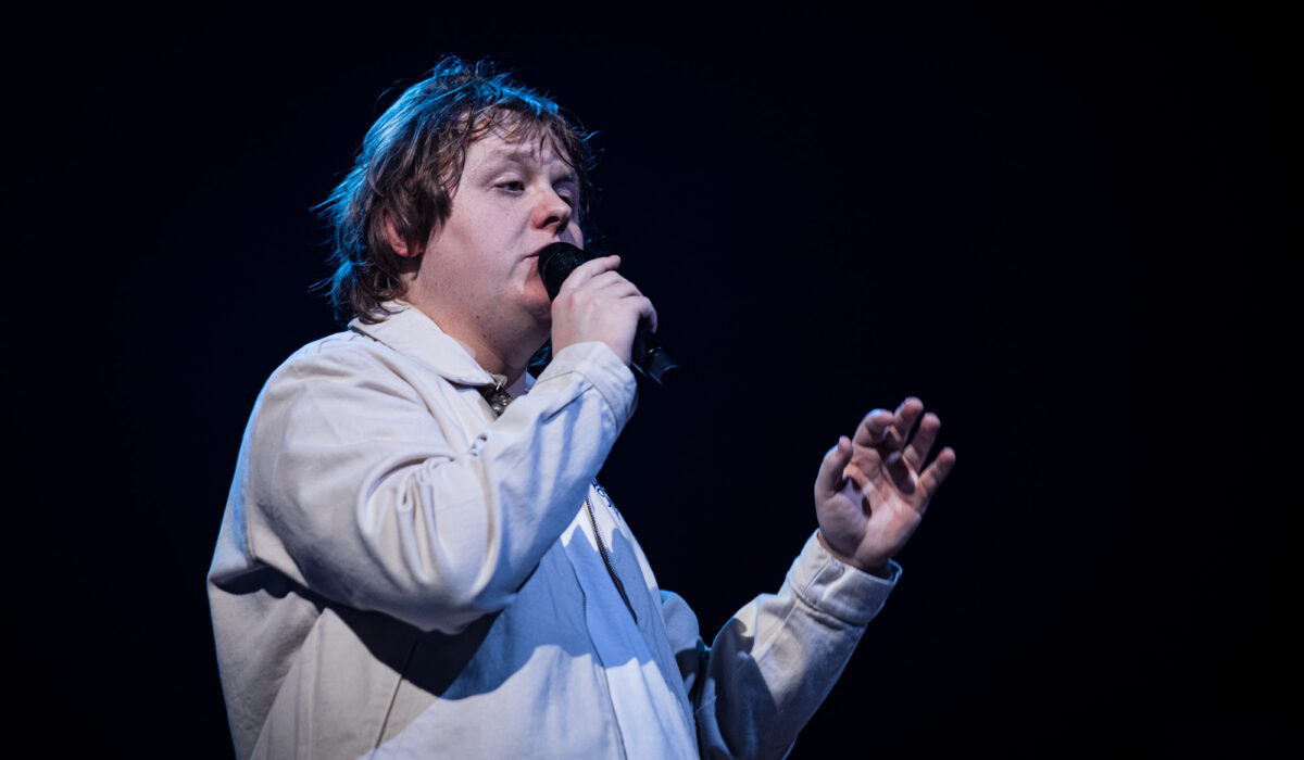 Lewis Capaldi takes part in Tourette’s wrist device trial img