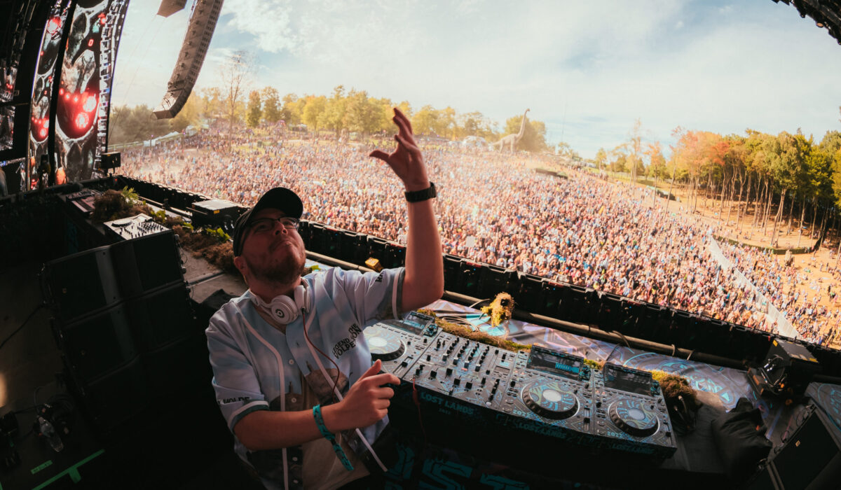 Ray Volpe makes his solo debut on Ophelia with “Meant To Be Lonely” ft Donna Tella img