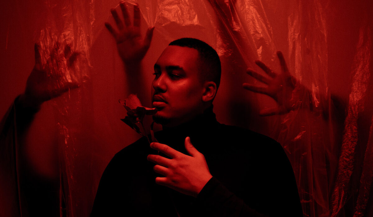SoLonely Addresses Mental Health w/ Beautiful New Single, “It’s All In Your Head” img