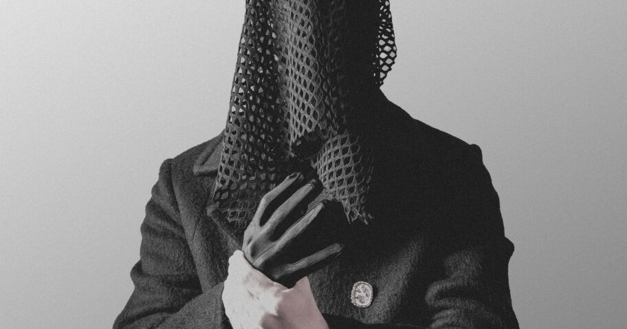The Mysterious Modapit Reveals “Falling In Love,” the 2nd single off their forthcoming debut LP img