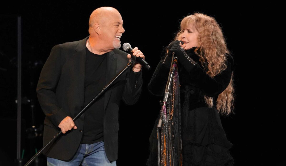 Watch Stevie Nicks and Billy Joel duet as co-headlining US tour begins img