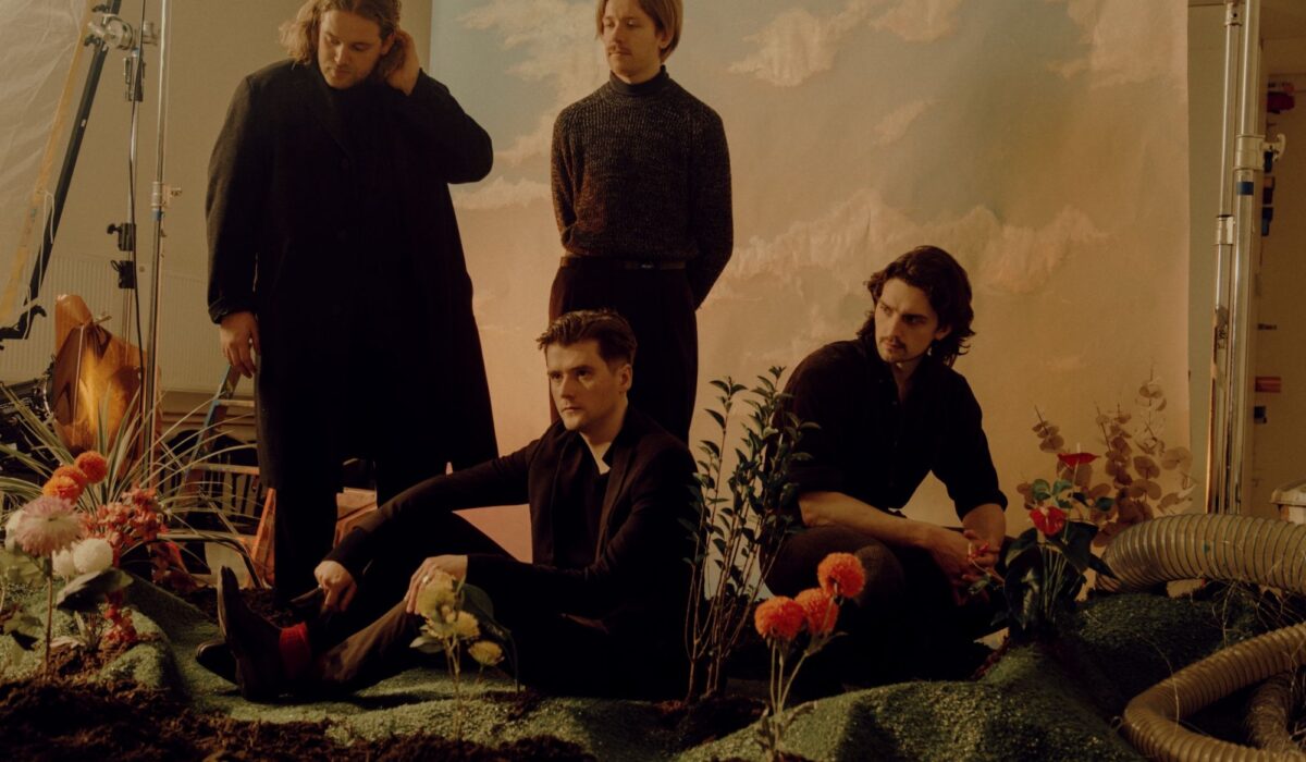 Do Nothing announce debut album, share lead single ‘Amoeba’ img