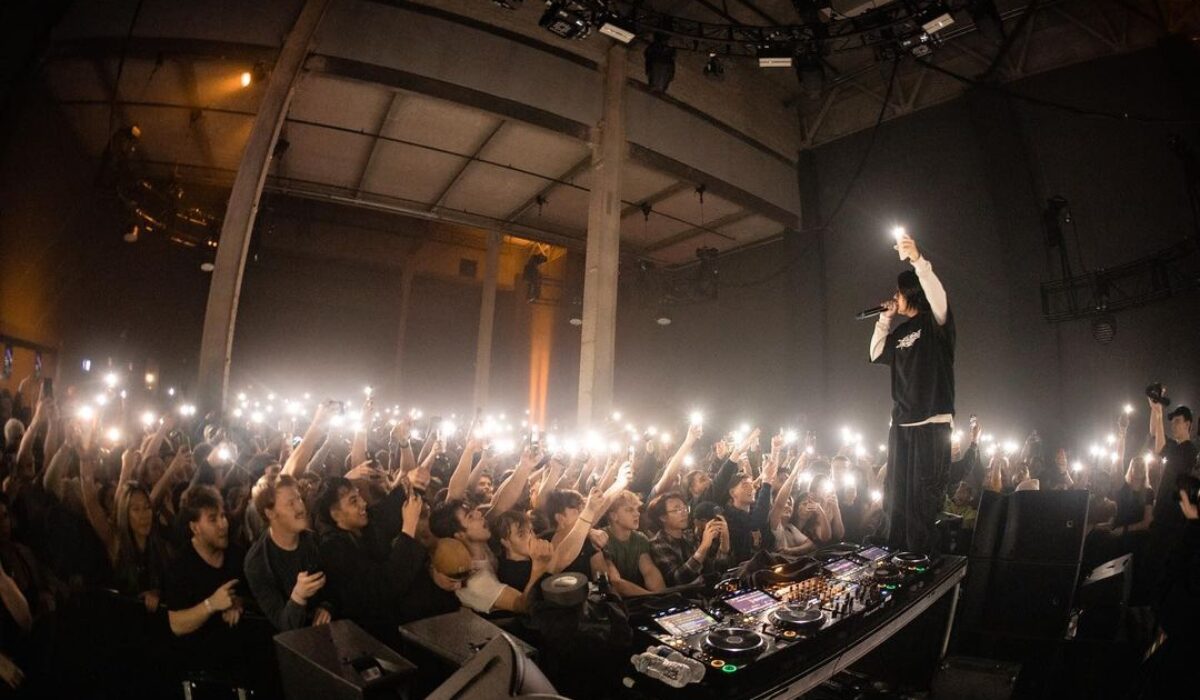 Knock2 delivers highly anticipated take on Fred again.., Swedish House Mafia’s ‘Turn On The Lights again..’ – Dancing Astronaut img