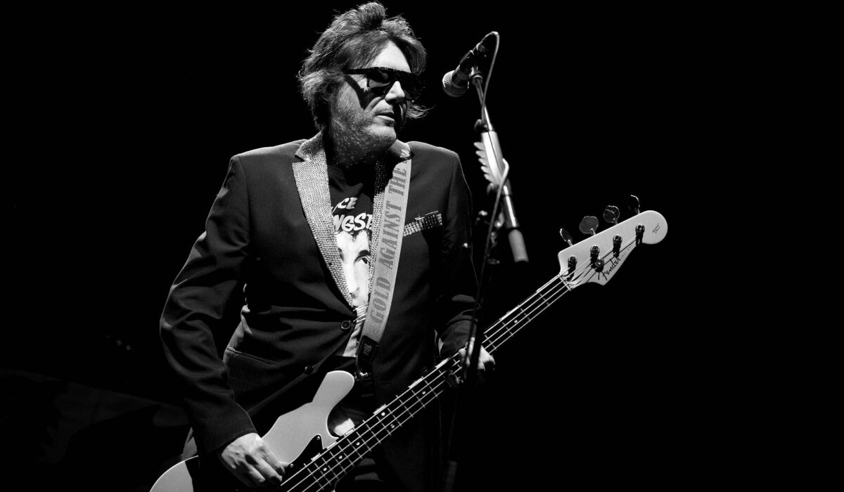 Manic Street Preachers’ Nicky Wire shares new solo track ‘Contact Sheets’ img