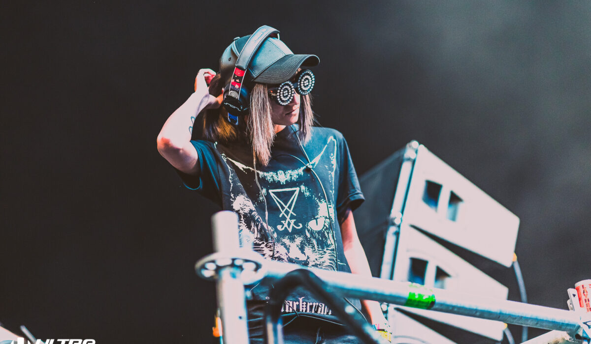 Rezz enlists Shadient & fknsyd for ‘Blue In The Face’ off upcoming ‘IT’S NOT A PHASE’ EP img
