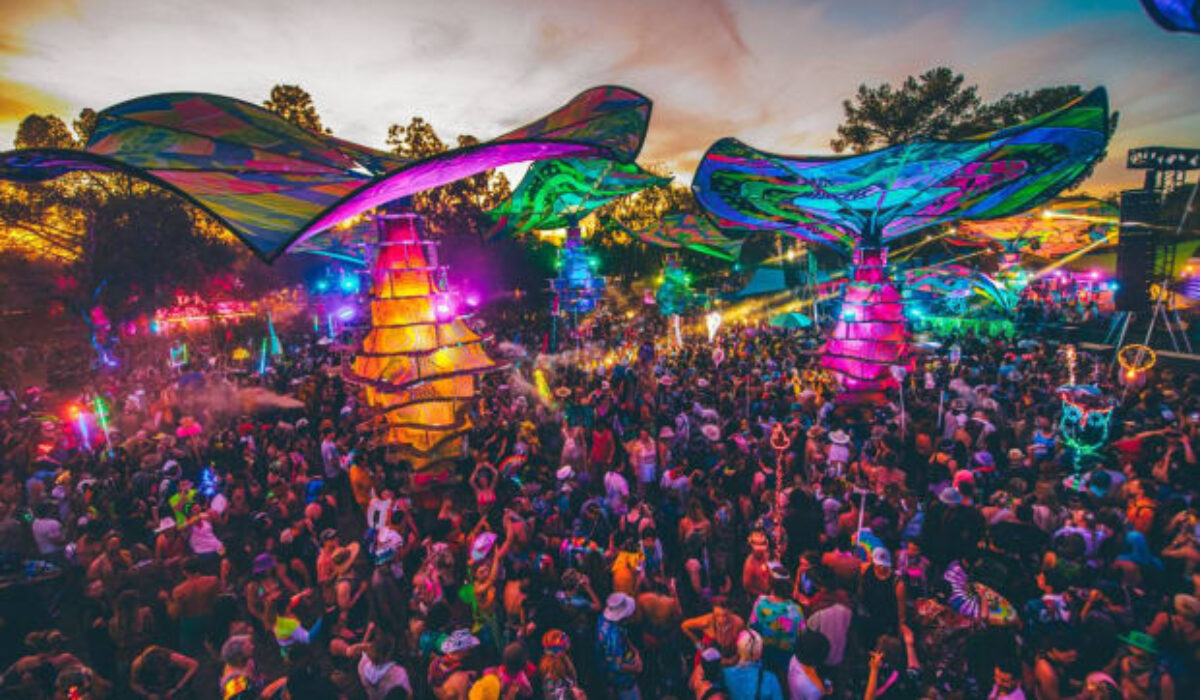 Do LaB's Iconic Headliners Look Back on 20 Years of SoCal's Lightning in a Bottle Festival img