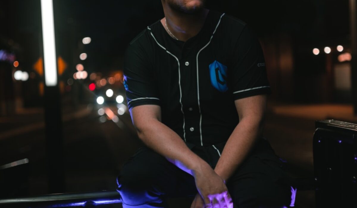Cadmium Teams Up With Evilwave for Dubstep and Future Bass Hybrid, "Fly Again" img