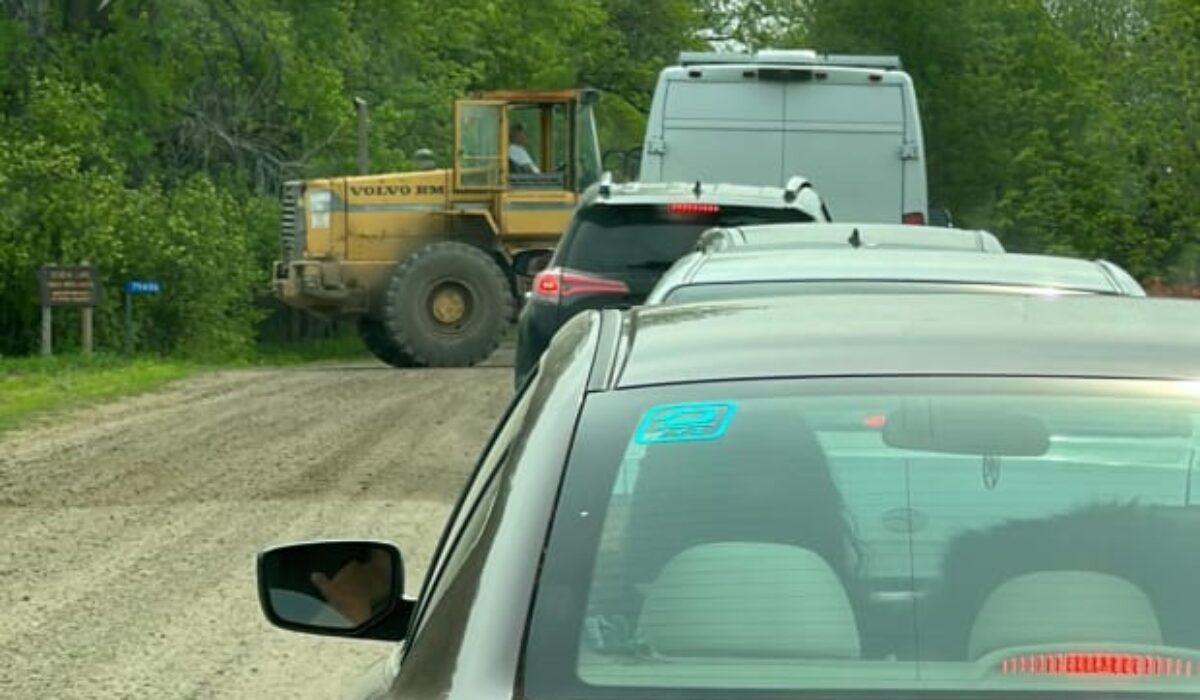 Disgruntled Local Uses Tractor to Barricade Music Festival Entrance, Threaten Attendees img