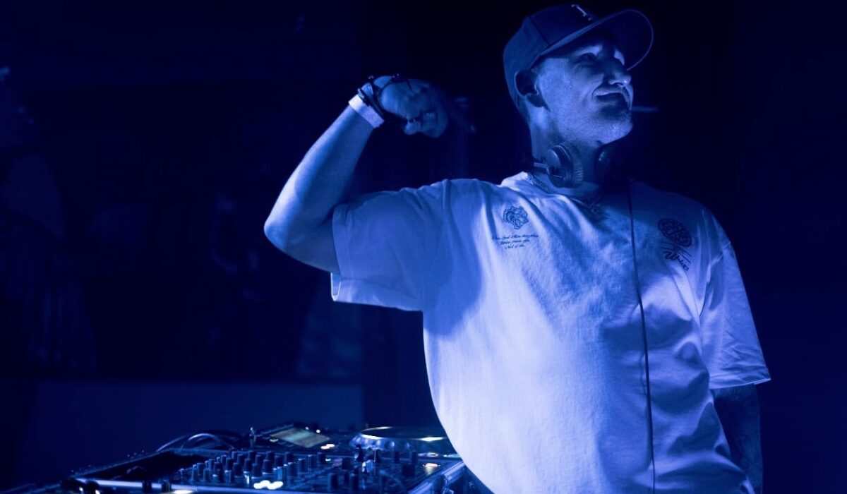 EDM.com Fresh Picks: W/Gold Mozae, Capo Beatz, Wes Mills &More img