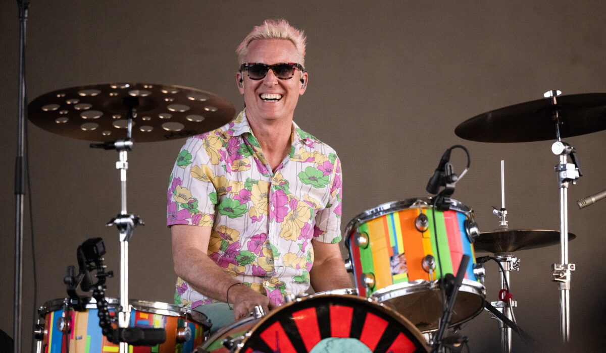 Foo Fighters confirm Josh Freese as new touring drummer img