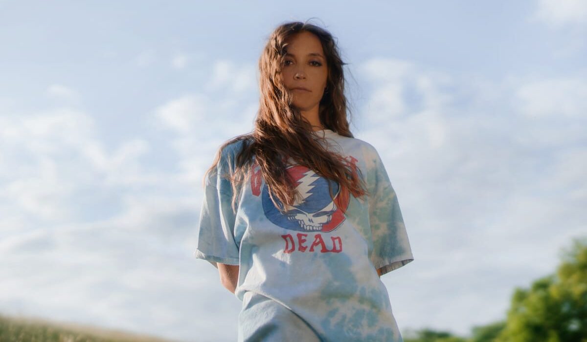LP Giobbi Releases Stunning Debut Album "Light Places" img