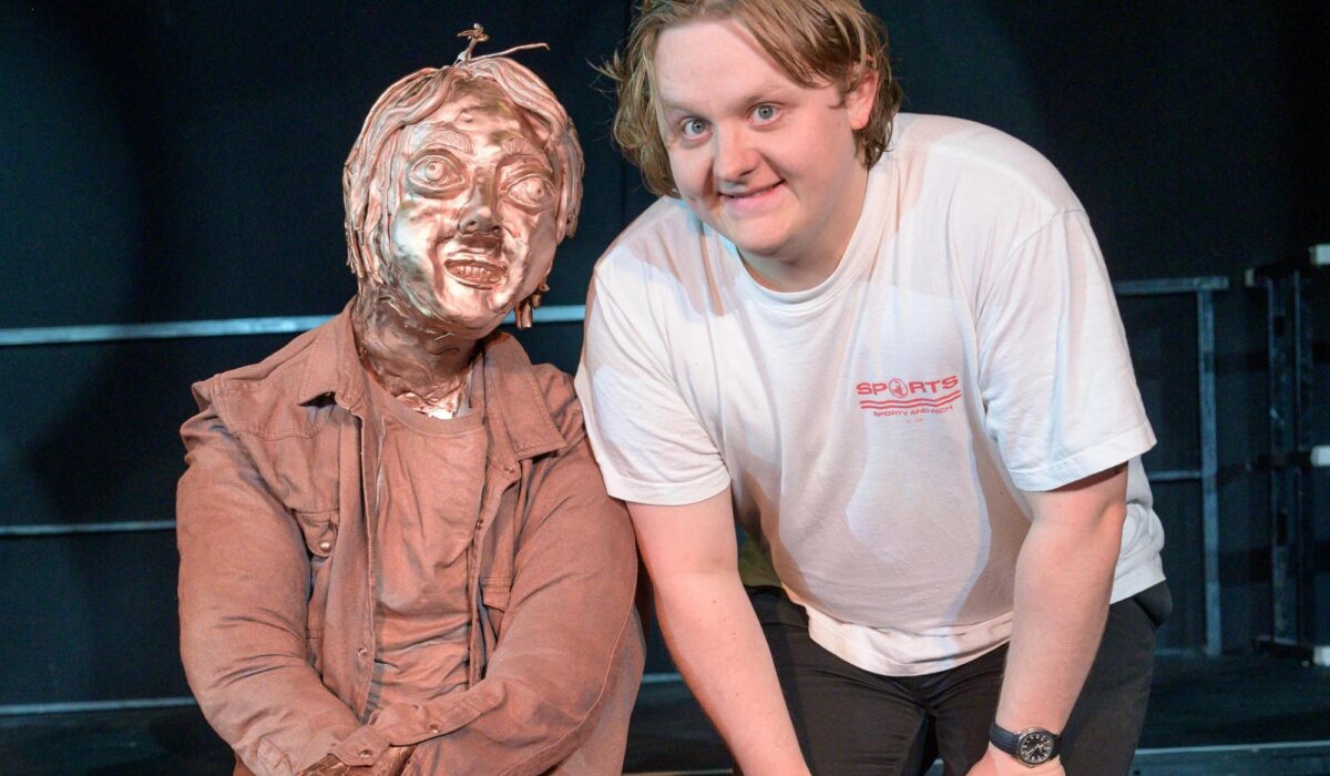 Lewis Capaldi presented with an “unusual” statue of himself img