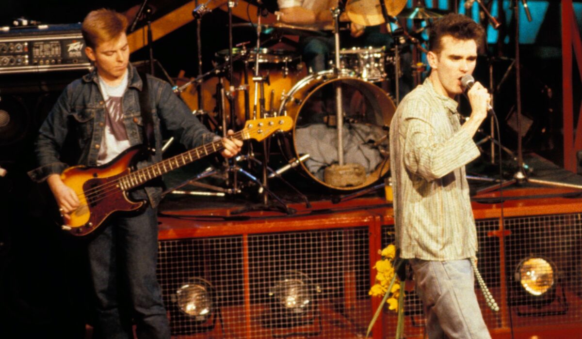 Morrissey pays tribute to The Smiths’ Andy Rourke img