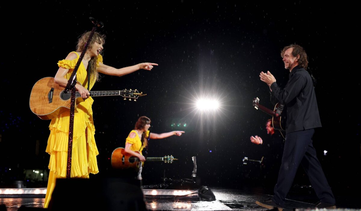 Taylor Swift and Aaron Dessner debut ‘Would’ve, Could’ve, Should’ve’ live img