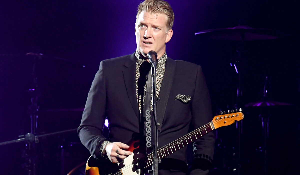 Watch Queens Of The Stone Age give ‘Emotion Sickness’ live debut at first gig in three years img