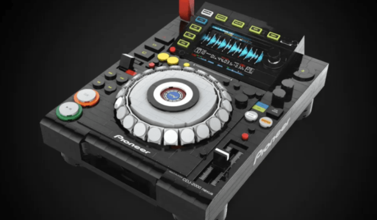 Your Vote Can Encourage LEGO to Develop a Pioneer CDJ-2000 Set img