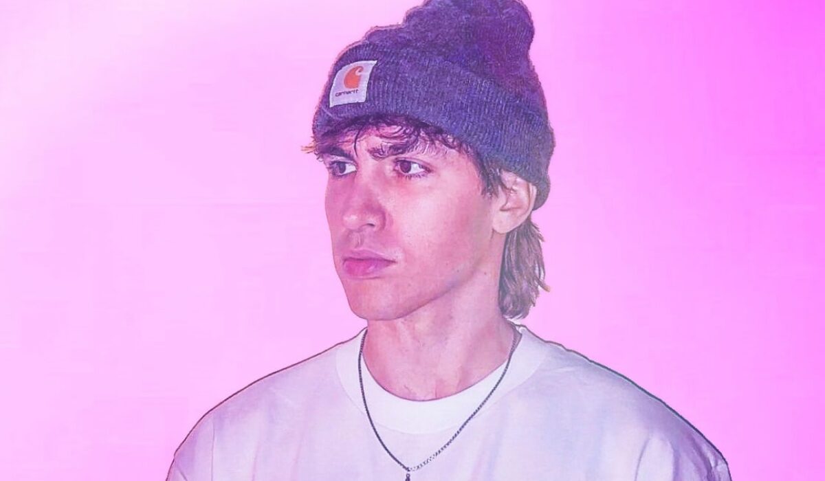 INZO Weaves an Atmospheric Web in Stunning EP, "Earth Magic" img