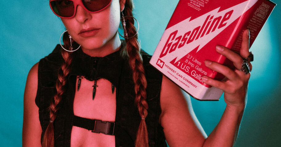 Mary Droppinz Unleashes Gritty Electro-Inspired Track, "Ignite" img