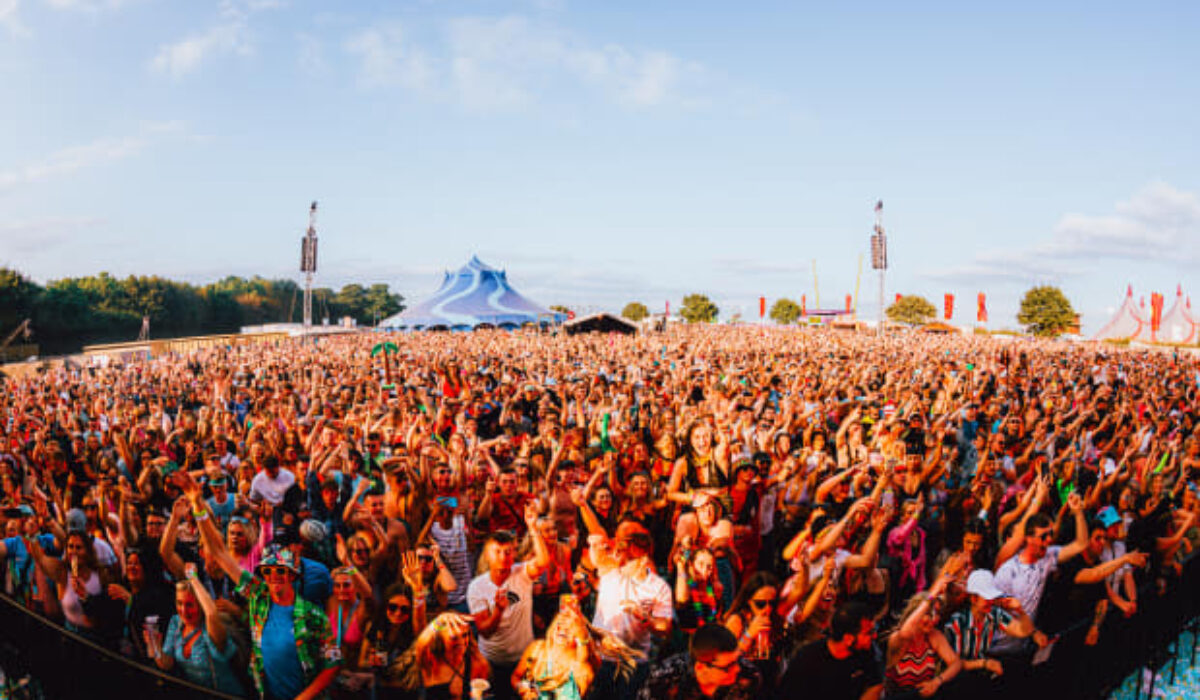 Australian Duo Sneak Into Creamfields Festival By Way of Waterlogged Tunnel img