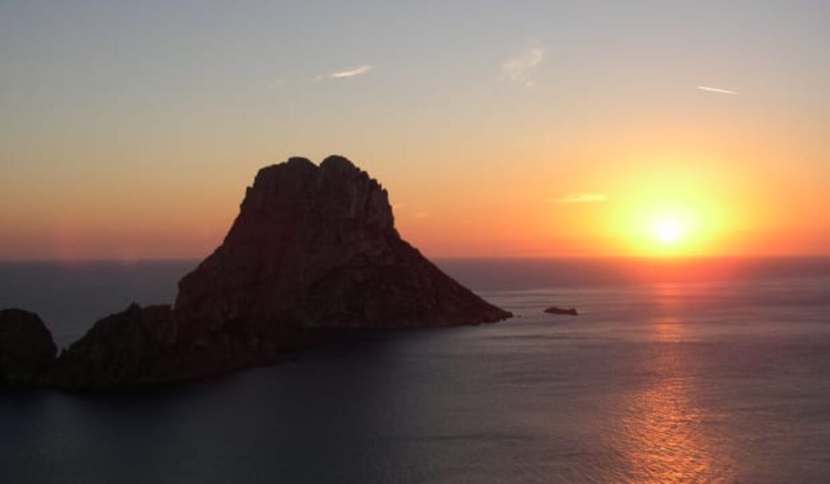 Here Are Martin Garrix's Favorite Spots On the Island of Ibiza img