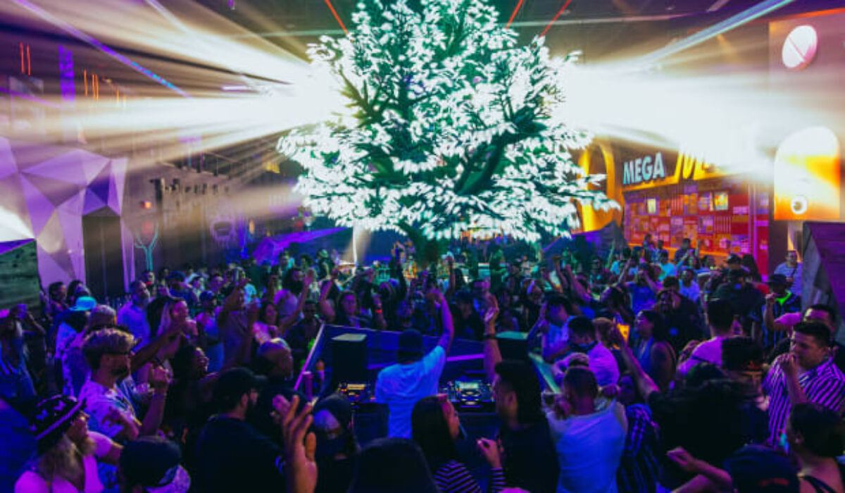 How AREA15 Is Changing the Fabric of Vegas Nightlife With the World's Most Immersive Adult Playground img