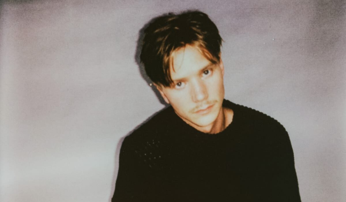 Kasbo Returns With First Solo Single In Three Years, "The Way You Had Me" img