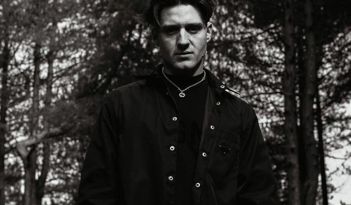Listen to Aaron Hibell's Explosive Trance Remix of the "Oppenheimer" Theme img
