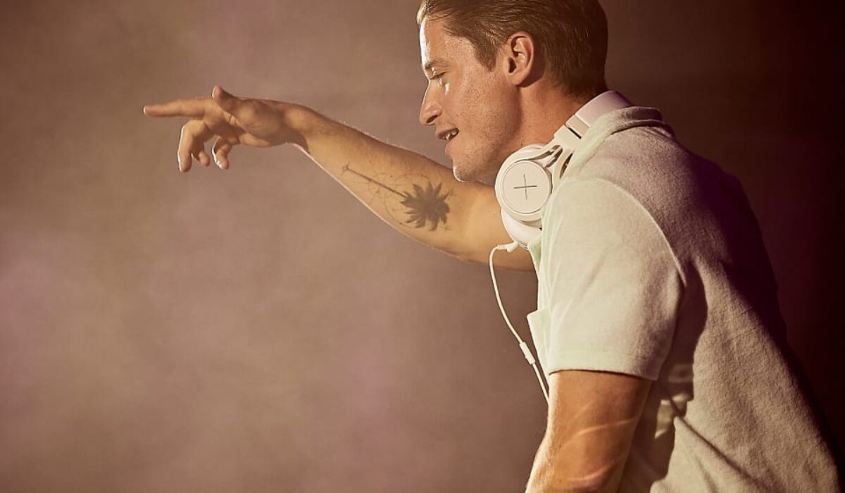Snapchat Introduces Evolving AR Lens For Kygo's Ushuaia Ibiza Residency img