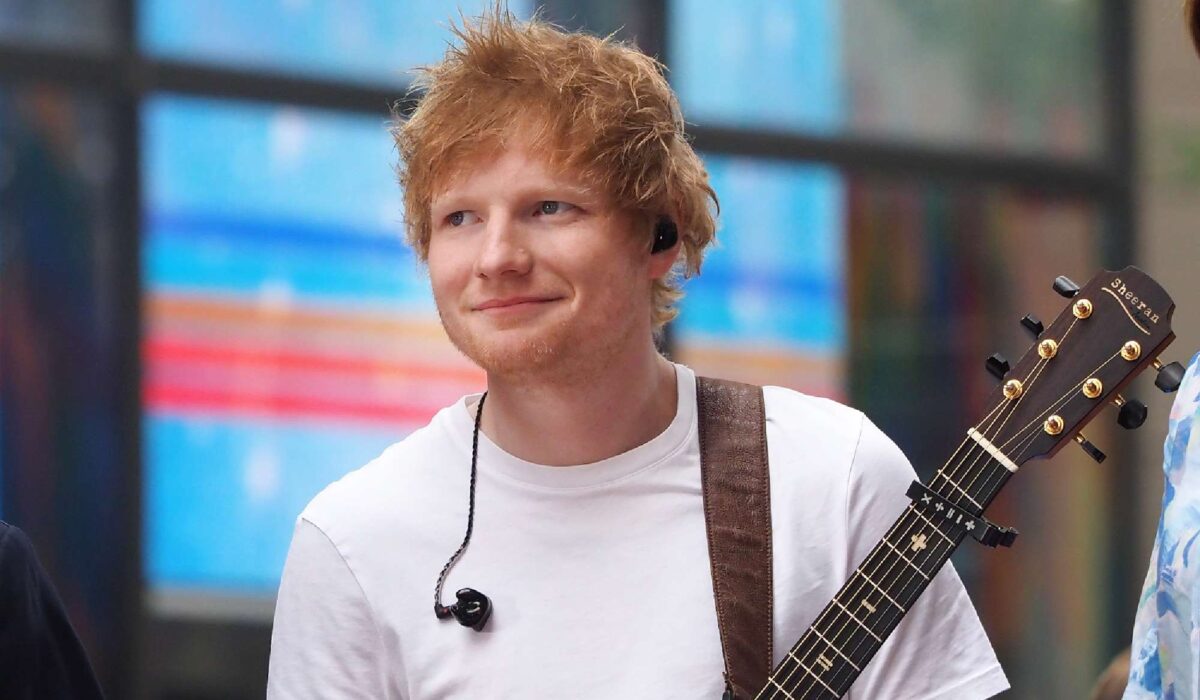 Watch Ed Sheeran sing ‘Lego House’ outside a Lego shop in Minnesota img