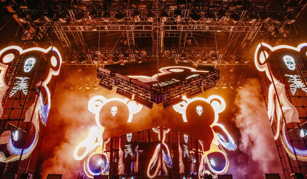 Watch a 360 degree video of Aphex Twin’s Field Day 2023 set img